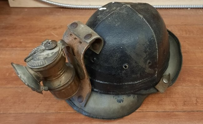 A picture of an 1930's E.D. Bullard helmet.
